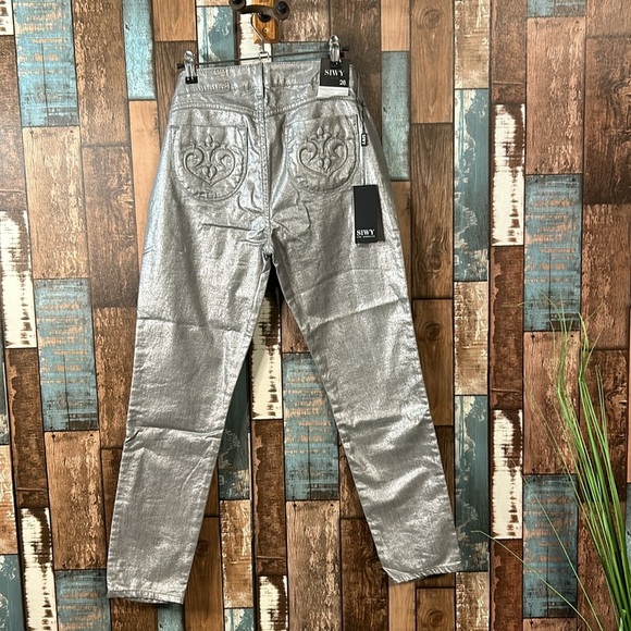 SIWY Los Angeles Hanna the singer not the song metallic jeans - Picture 10 of 16